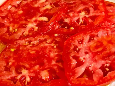 Chefs' Secret to Tastier Tomatoes: Red Wine Vinegar