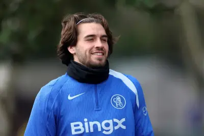 Chelsea open to triple striker exit as Marc Guiu nears move