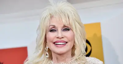 Coronation Street fans emotional after coincidental Dolly Parton nod
