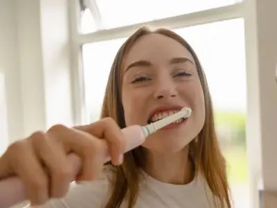 Dentists agree: brush your teeth before breakfast, not after