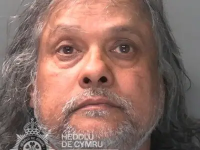 Ex-children's entertainer lied about secret phone caught by buzzing