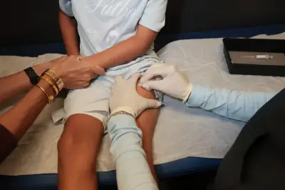 Experts warn Trump vaccine consultation may limit access