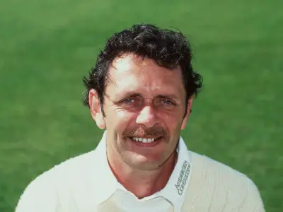 Former Glamorgan cricketer Steve Barwick dies aged 65