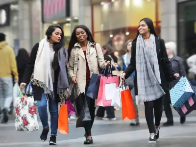 H&M to cut 250 UK jobs, Scottish stores affected