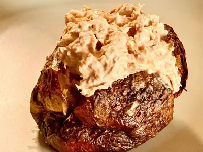 How to Make Baked Potatoes Crispier and Tastier with One Simple Ingredient