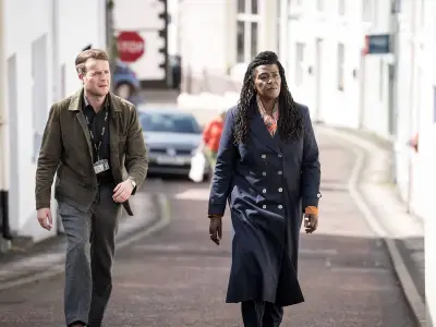 Inspector Ellis: Netflix Crime Drama Fans Can't Stop Binge-Watching