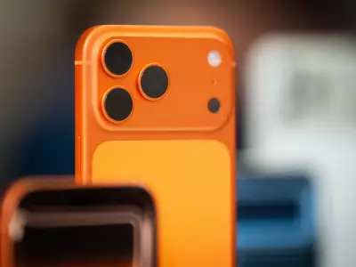 iPhone 17 Pro £300 off at giffgaff as iPhone 18 launch nears