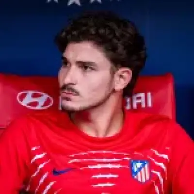 Julian Alvarez rejects Man City return as Arsenal transfer saga continues