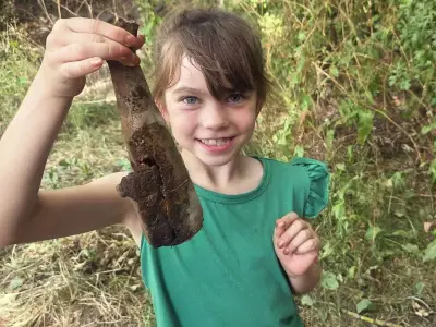 Kids find 'old club' while litter picking in stream and it turns out to be a bomb