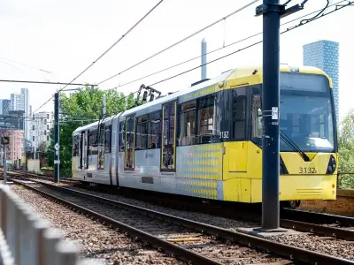 Liam Fray to voice Metrolink as 400,000 descend on Greater Manchester