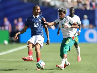 Liverpool agree terms with PSG's Mbaye, Barcola chase continues