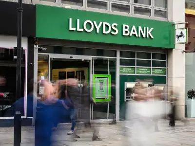 Lloyds, Halifax, Bank of Scotland hit by online banking outage