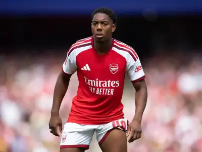 Man Utd handed Myles Lewis-Skelly transfer boost