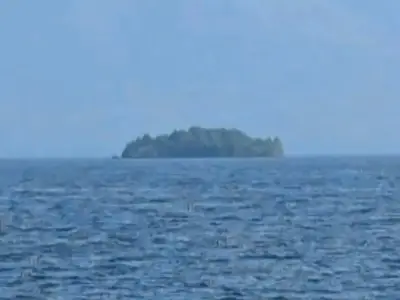 Mysterious island appears in Canadian lake then vanishes weeks later