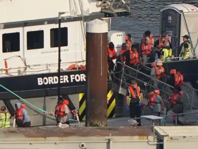 No 10 slams people smugglers as record 232 migrants cross Channel
