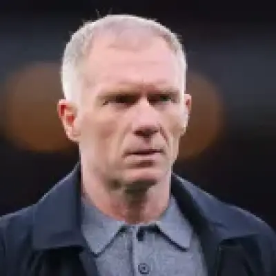 Paul Scholes says Arsenal treble 'very possible' after title win