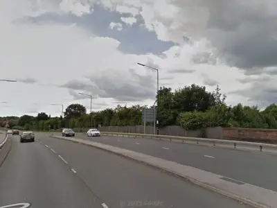 Person injured in three-vehicle Timperley crash on Shaftesbury Avenue