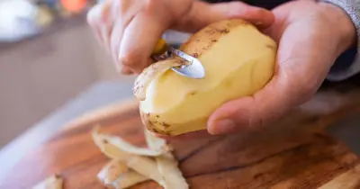Potatoes won't sprout for 5 months if stored in common kitchen place