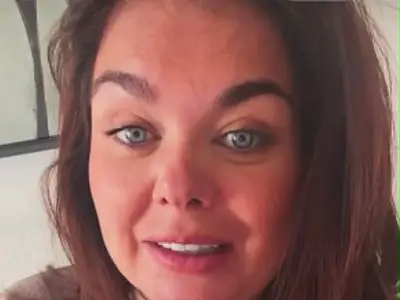 Pregnant Scarlett Moffatt Pleads After 'Humongous' Comment
