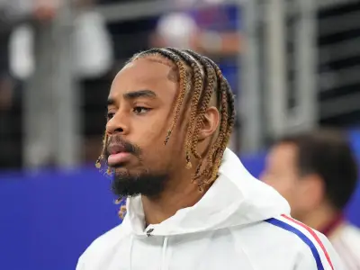 PSG's £48m Mika Godts signing boosts Liverpool's Bradley Barcola hopes