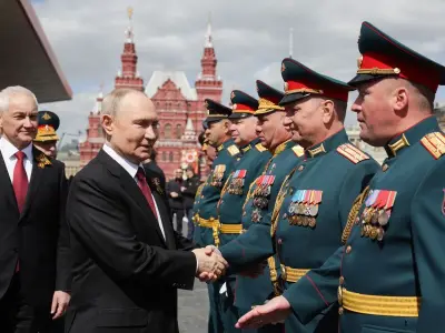 Putin 'hammer blow': 300,000 troops and Nato sabotage feared