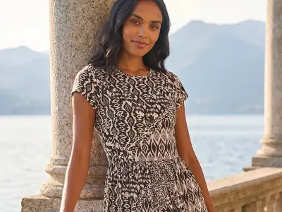 Roman's £42 'no-iron' midi dress is 'very wearable' and 'styles itself'