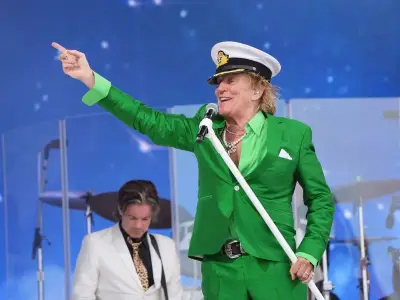 Sir Rod Stewart cancels US tour after heart operation