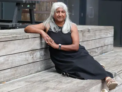 Sister's Fatal Bus Crash After Cancer Remission