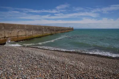 Six-year-old girl dies after being pulled from sea in Shoreham