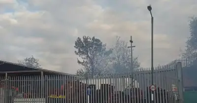 Sneinton fire: Large blaze erupts in Nottingham suburb, residents told to stay away
