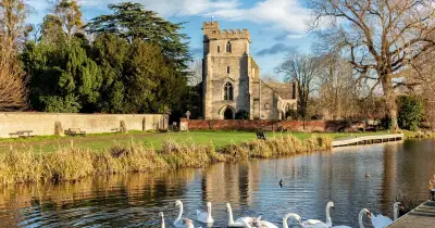 Stroud: The Cotswolds Market Town Tourists Miss