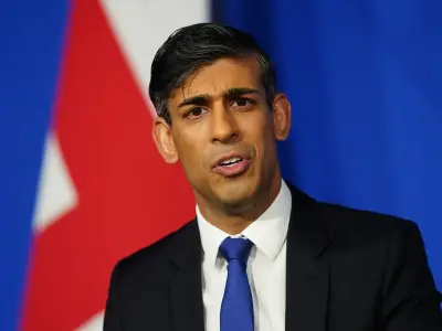 Sunak and Farage top MP outside earnings list