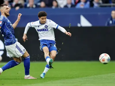 Sunderland join £8m race for Karlsruhe forward Ben Farhat