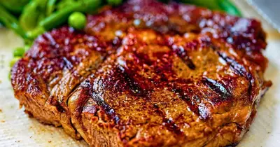 Swap olive oil for avocado oil to get a crispier steak crust