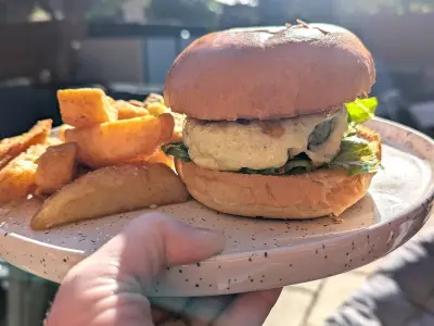 Tesco's £7.50 Burger Kit: A BBQ Alternative