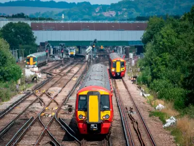 Train Fire at Clapham Junction Disrupts Southern and Gatwick Express Services