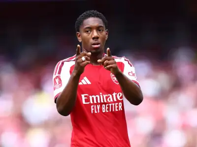 Transfer news: Man Utd's £14m move, Lewis-Skelly offered to clubs