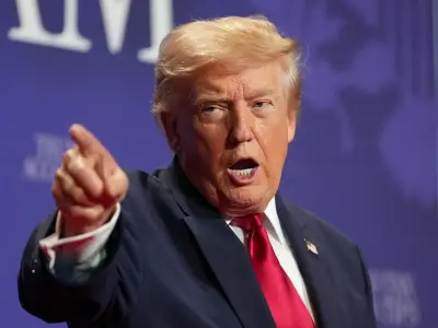 Trump handed script confirming aliens, UFO experts claim