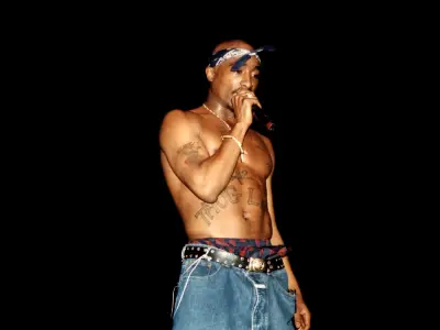 Tupac refused to name shooter in ambulance, cop testifies