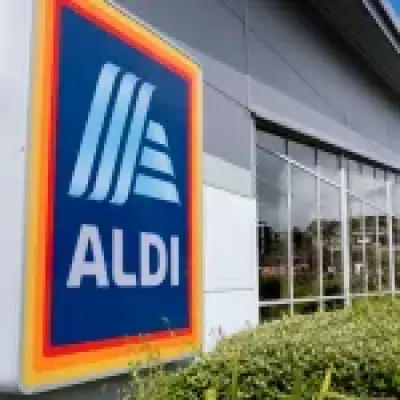 UK supermarket opening hours for August bank holiday 2026