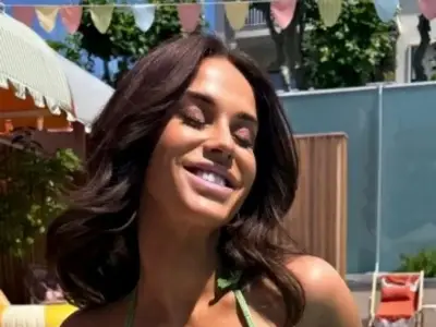 Vicky Pattison's Montenegro Holiday Style and Fan Reactions