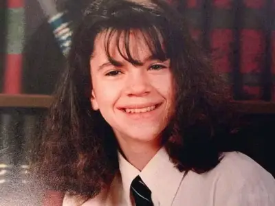 Vile killer who lured schoolgirl to murder dies in prison
