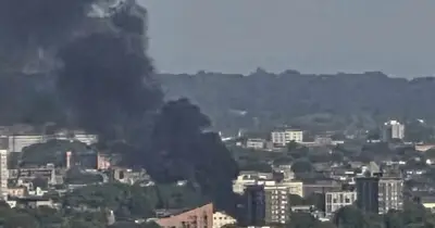 Whitechapel fire: Huge blaze erupts sending smoke across London