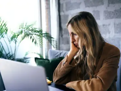 Why you slump at 3pm and ideal lunch to beat the energy drop
