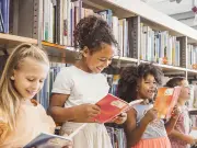 10 expert tips to help kids read more at home this summer