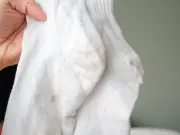 23p lemon hack to make grey white socks look new again