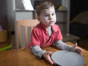 24% of families with under-5s face food poverty, EPI finds