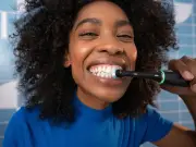 8 in 10 Brits brush wrong, poll finds
