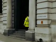 864,000 UK Taxpayers Face New HMRC Deadline Friday