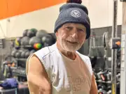 88-year-old Burnley man deadlifts 95kg, says gym gives him 'purpose'